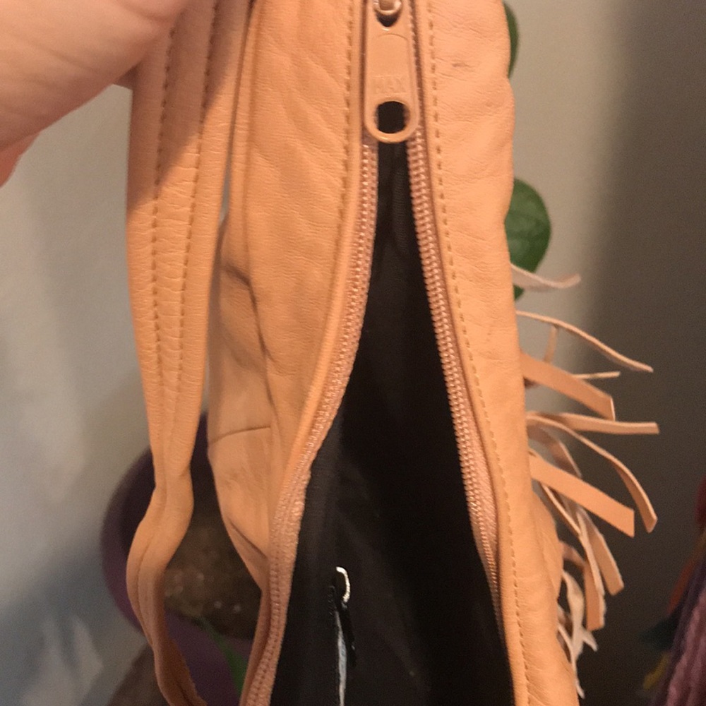 Vintage Leather Fringe Bag - Picture 9 of 11